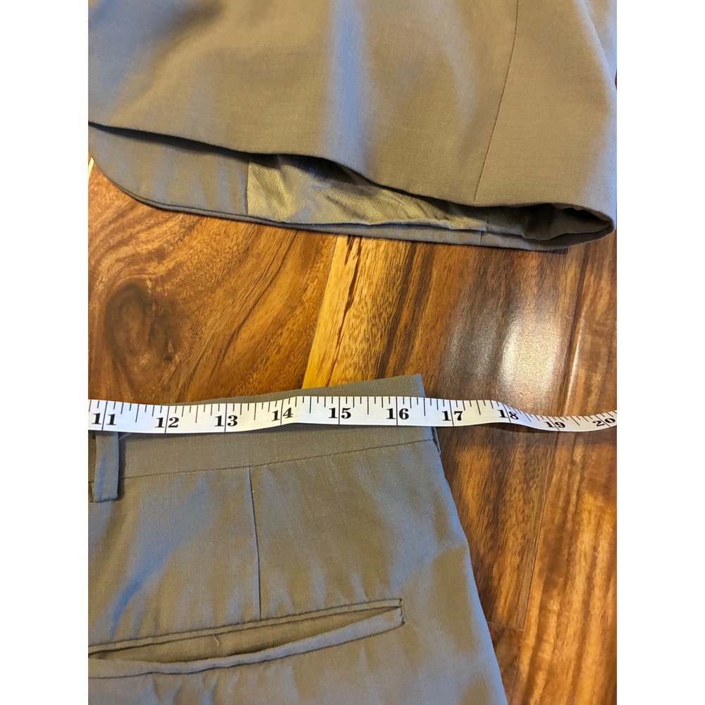 Hart Schaffner Marx Mens 40R Gray Wool 2 Piece Suit Pleated Pants Ariel Worsteds - Picture 5 of 8